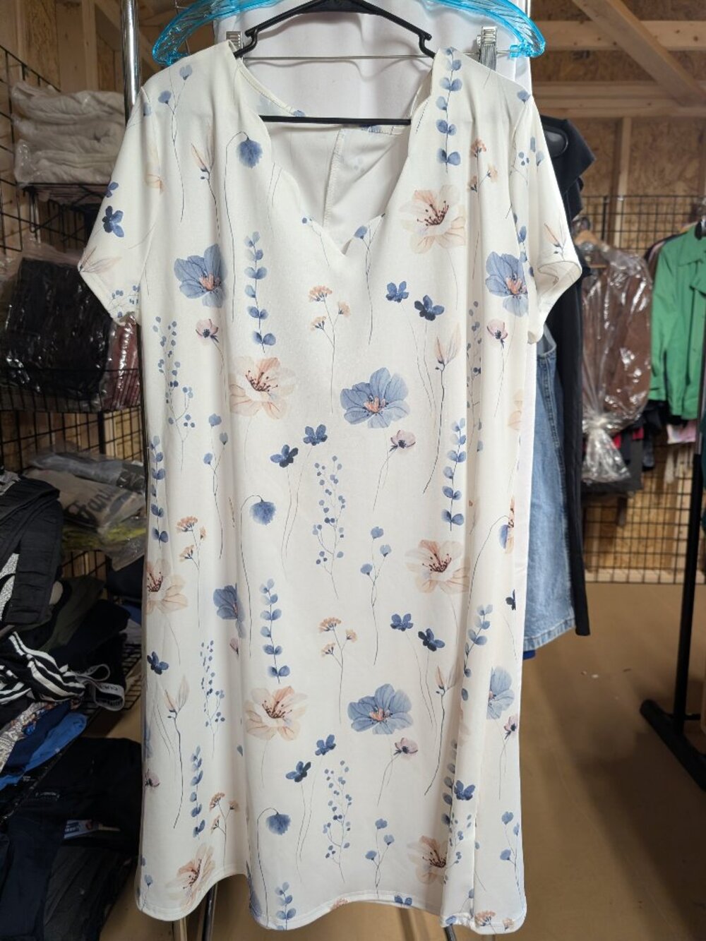 Floral Short Sleeve Dress, Size 7XX, 100% Polyester